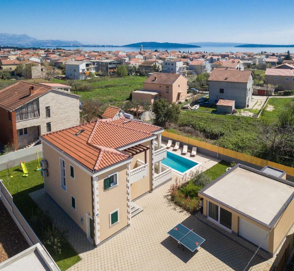 Villa Rosa Ventorum With Private Pool Near Split Kaštela エクステリア 写真